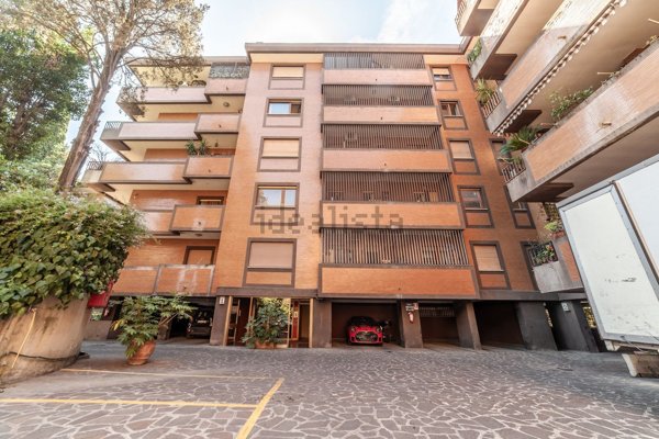 appartamento in vendita a Roma in zona Della Vittoria