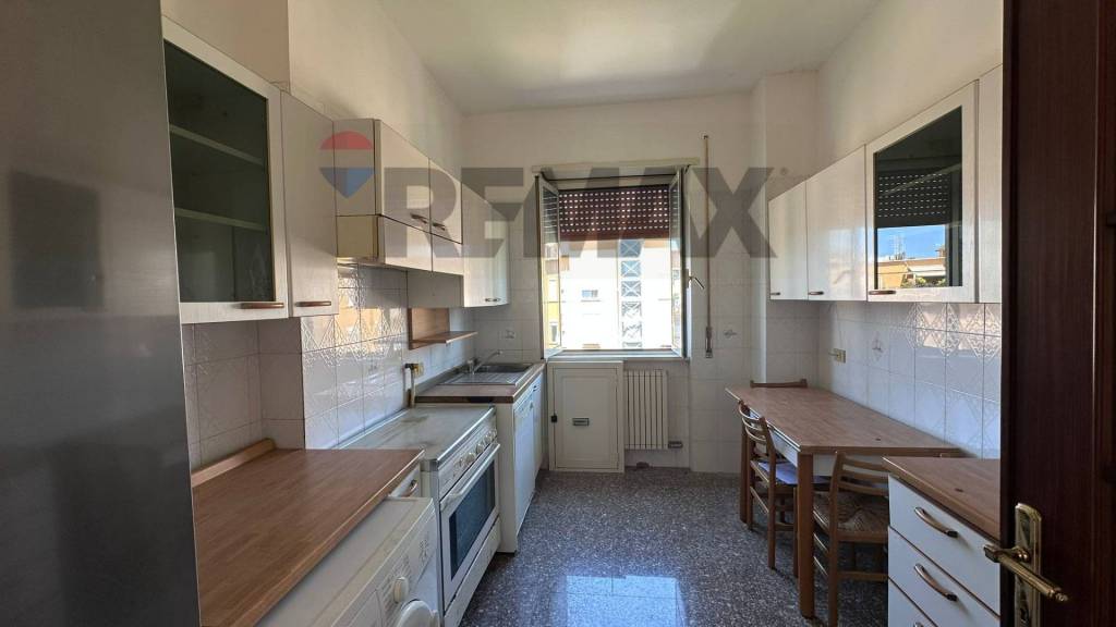 appartamento in vendita a Roma in zona Ostia