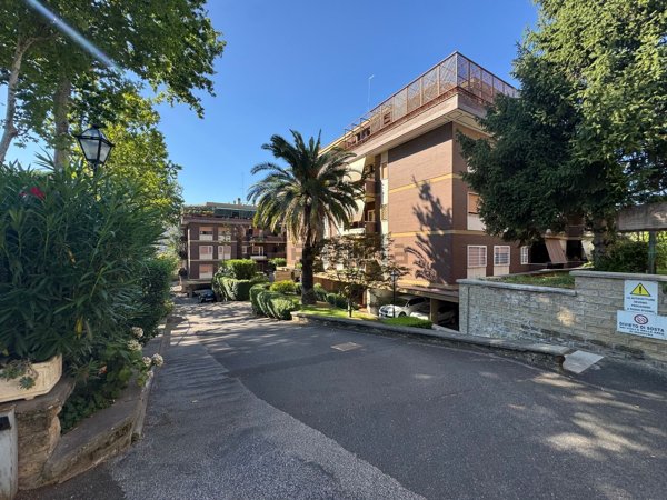 appartamento in vendita a Roma in zona Val Melaina