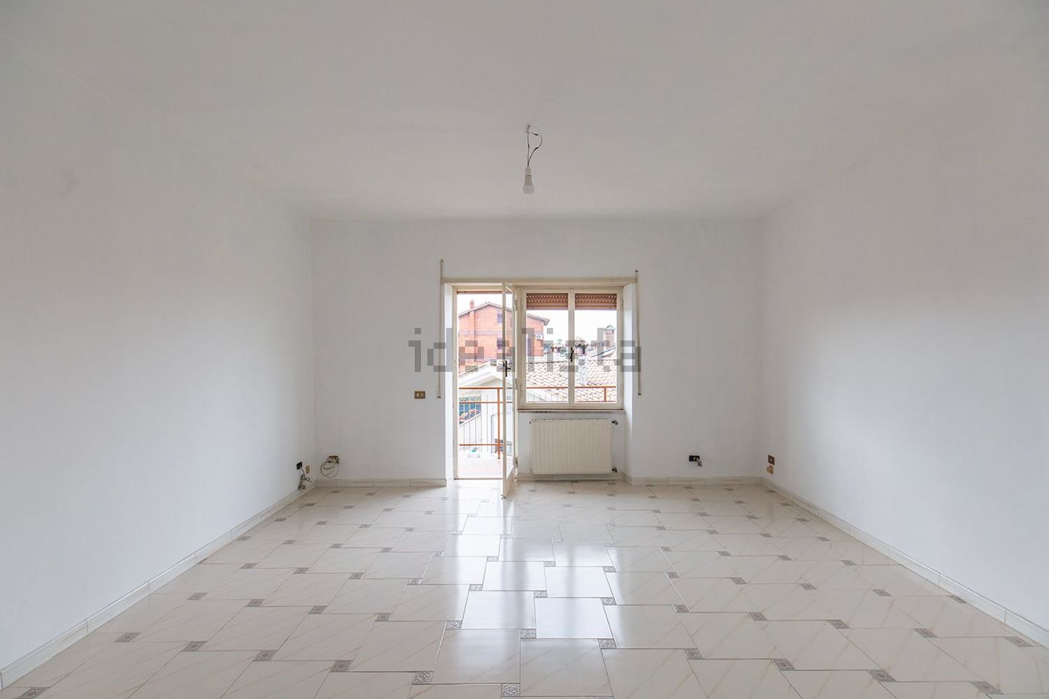 appartamento in vendita a Roma in zona Lunghezza