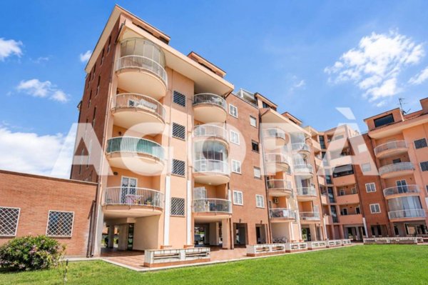 appartamento in vendita a Roma in zona Mezzocammino