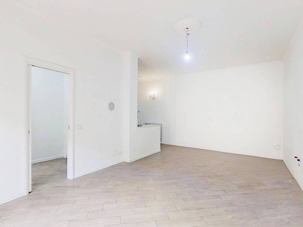 appartamento in vendita a Roma in zona Axa