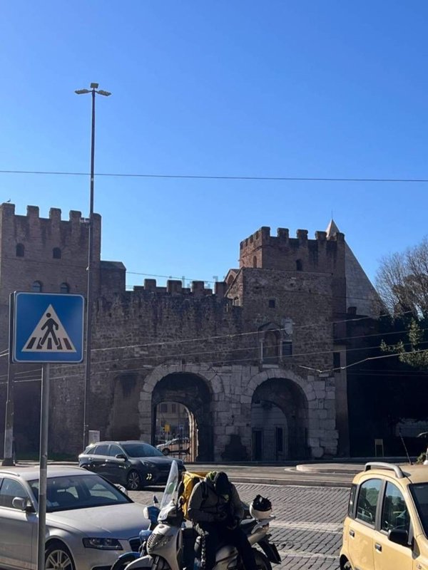 appartamento in vendita a Roma in zona San Saba - Ripa