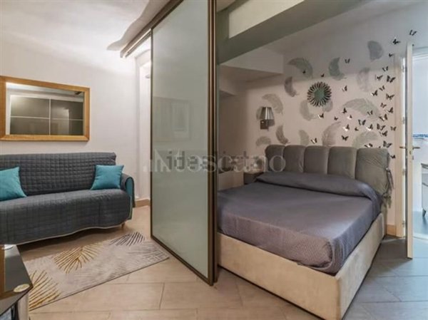 appartamento in vendita a Roma in zona Rione Monti/Campitelli