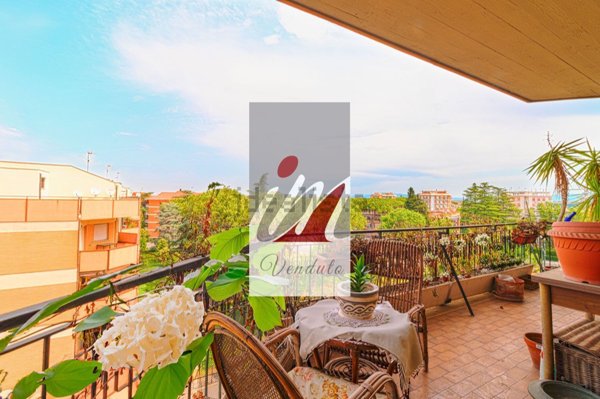 appartamento in vendita a Roma in zona EUR