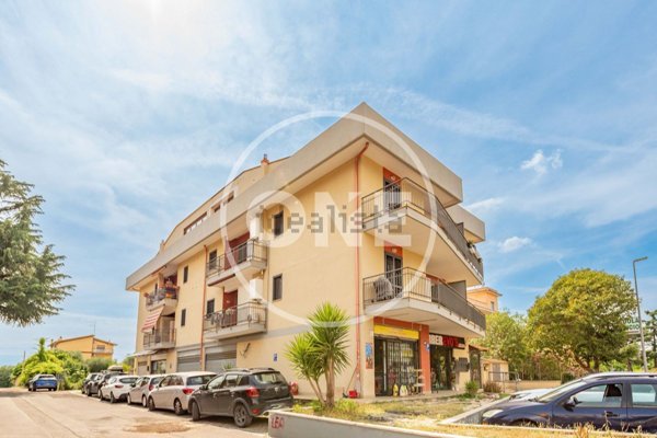 appartamento in vendita a Roma in zona Castelverde