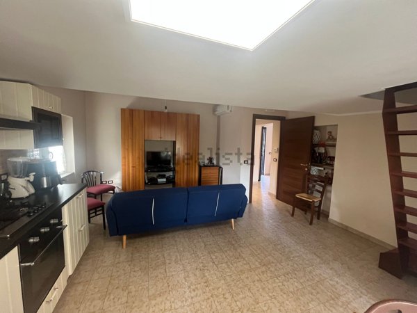appartamento in vendita a Roma in zona Appio Claudio