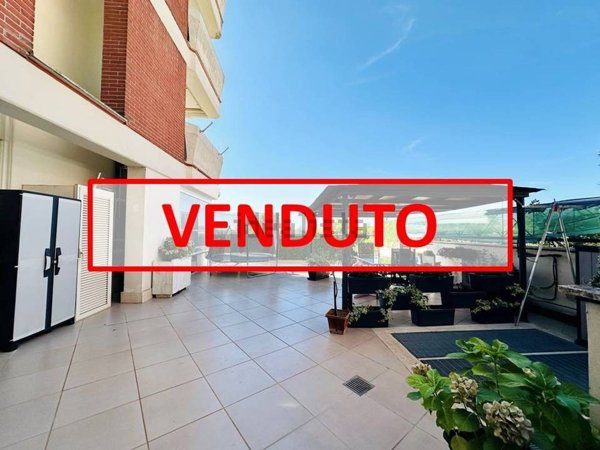 appartamento in vendita a Roma in zona Selva Candida
