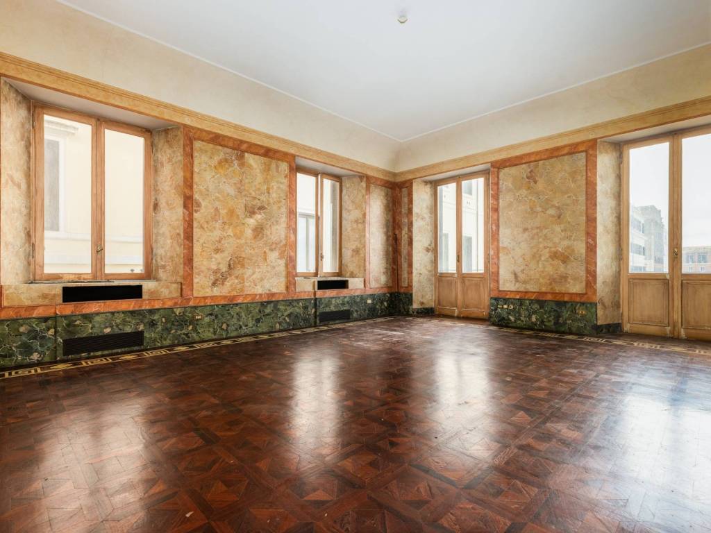 appartamento in vendita a Roma in zona Ludovisi/Sallustiano
