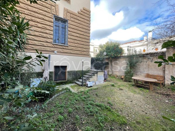 appartamento in vendita a Roma in zona Esquilino