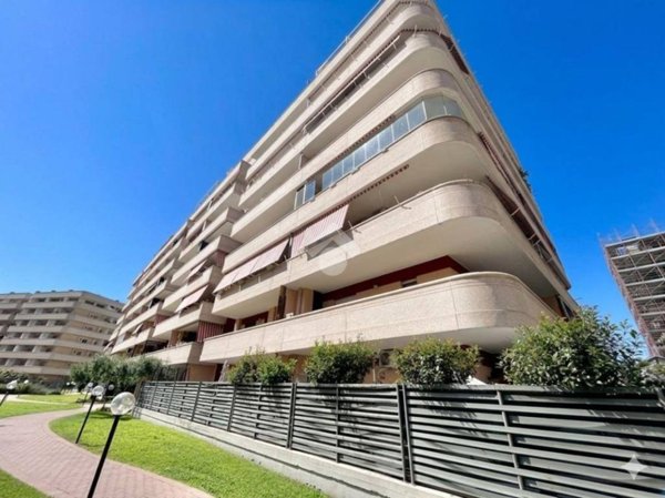appartamento in vendita a Roma in zona Fonte Laurentina