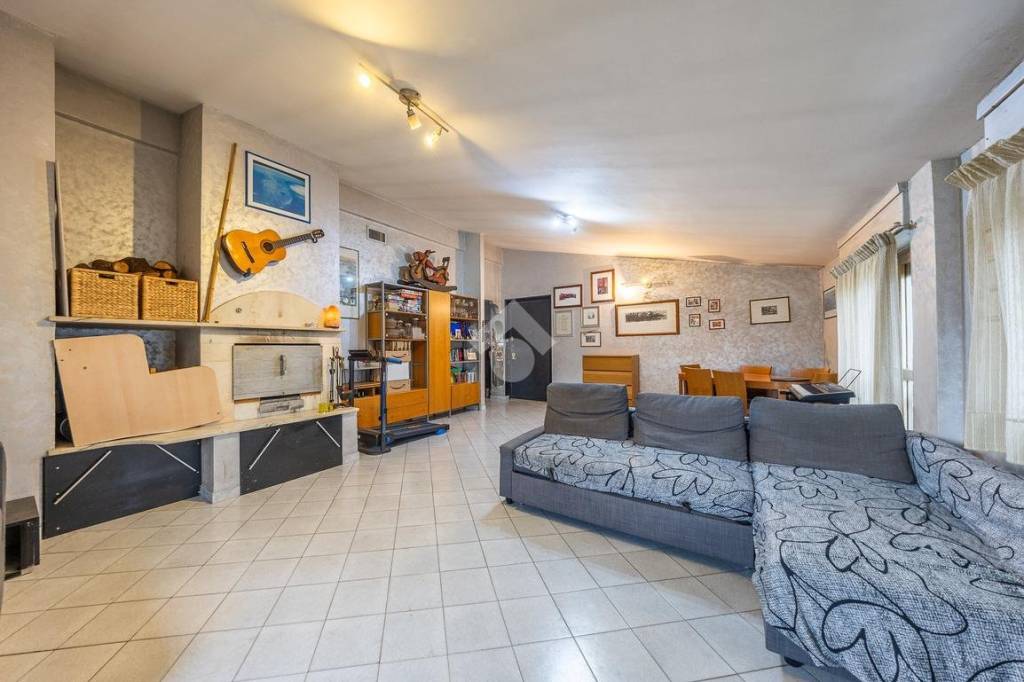 appartamento in vendita a Roma in zona Prenestino-Labicano