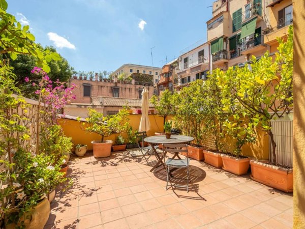 appartamento in vendita a Roma in zona Rione Borgo