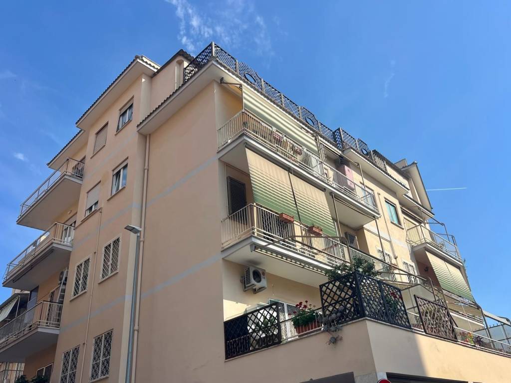 appartamento in vendita a Roma in zona Primavalle