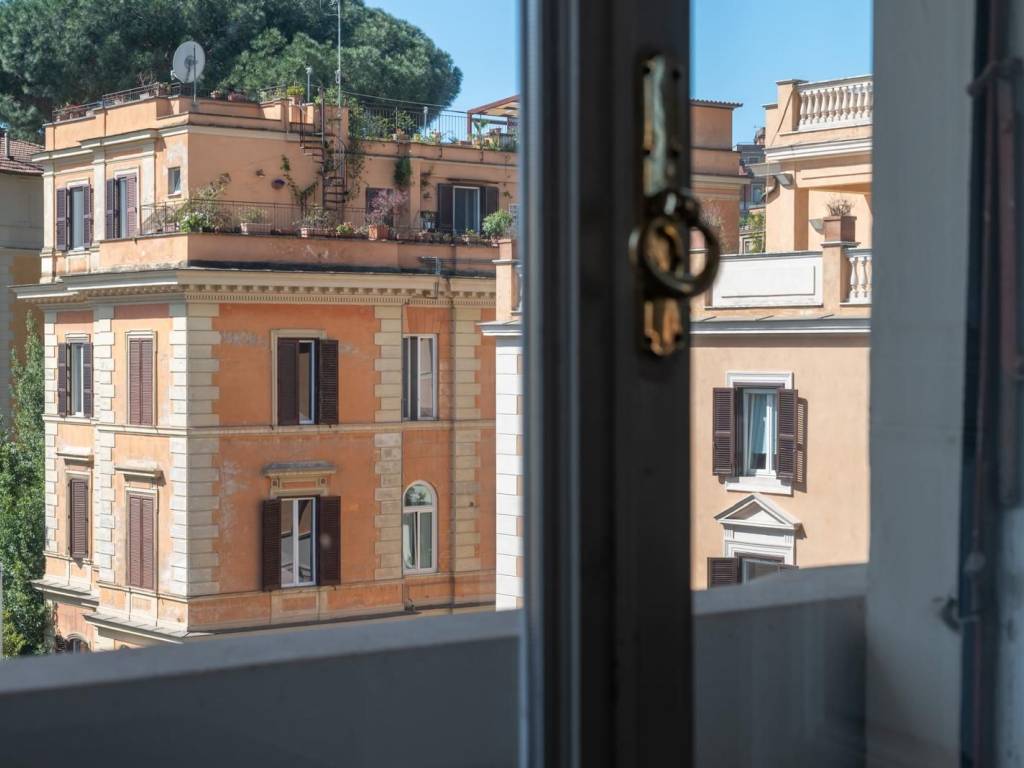 appartamento in vendita a Roma in zona Nomentano
