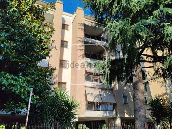 appartamento in vendita a Roma in zona Settecamini