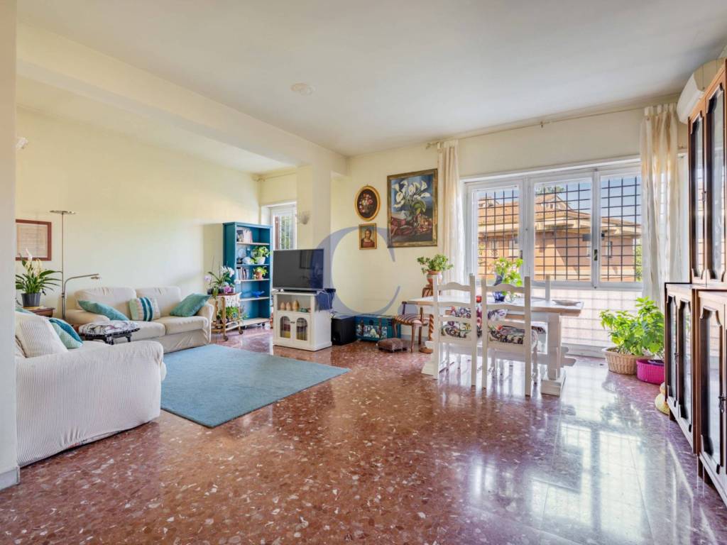 appartamento in vendita a Roma in zona Monte Sacro/Talenti