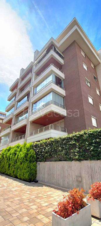 appartamento in vendita a Roma in zona Giuliano Dalmata