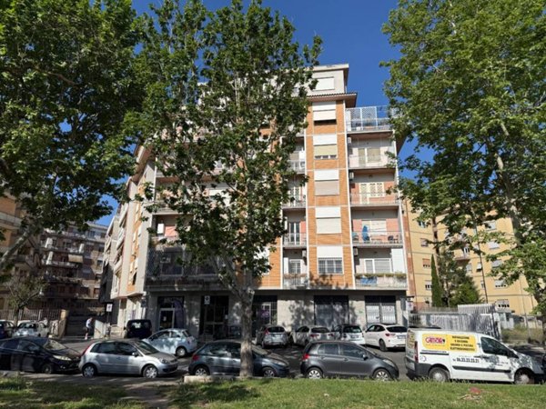appartamento in vendita a Roma in zona Torre Maura