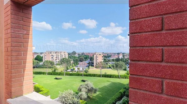 appartamento in vendita a Roma in zona Cinquina