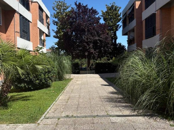 appartamento in vendita a Roma in zona Dragona/Bagnoletto