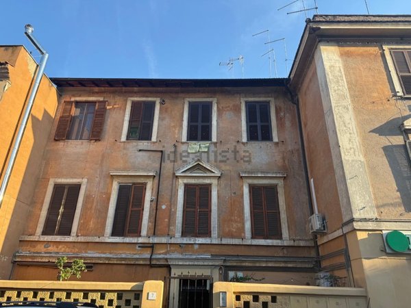 appartamento in vendita a Roma in zona Tuscolano