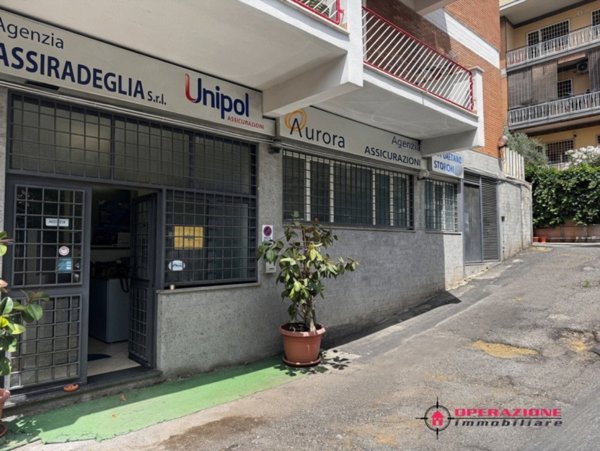 locale commerciale in vendita a Roma in zona Gianicolense