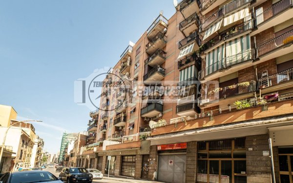 appartamento in vendita a Roma in zona Tuscolano