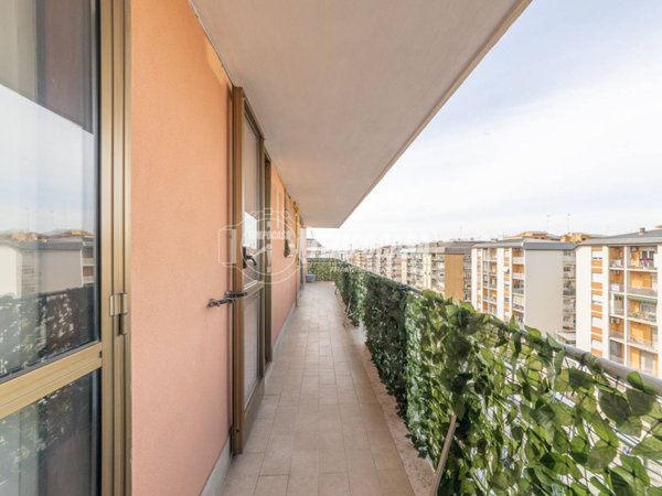 appartamento in vendita a Roma in zona Appio Claudio