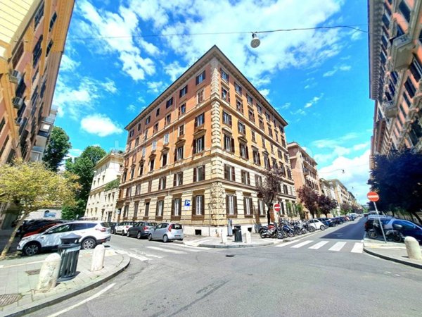 appartamento in vendita a Roma in zona Rione Prati