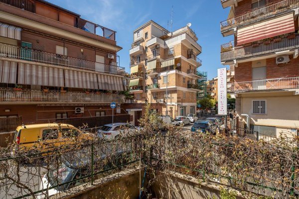 appartamento in vendita a Roma in zona Portuense