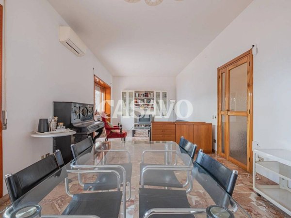 appartamento in vendita a Roma in zona Tuscolano