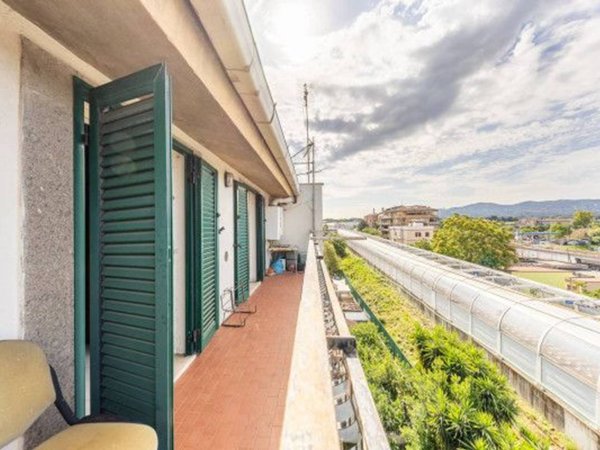 appartamento in vendita a Roma in zona Tor Bella Monaca