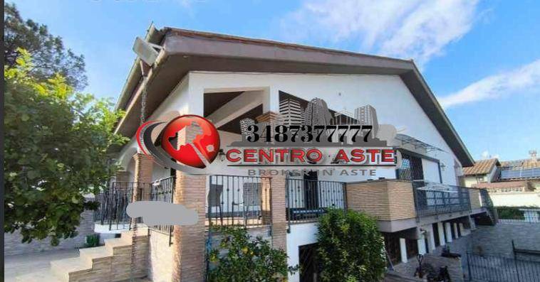 casa indipendente in vendita a Roma in zona Infernetto