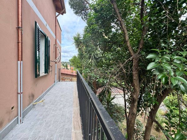 appartamento in vendita a Roma in zona Ardeatino