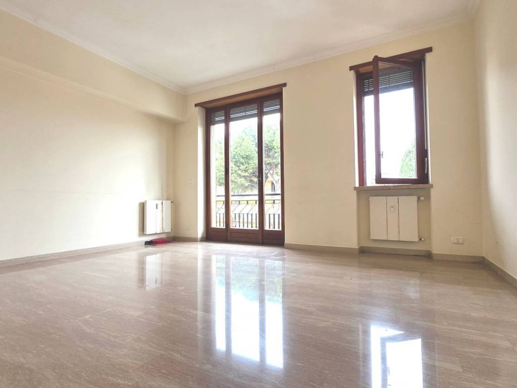 appartamento in vendita a Roma in zona Casal Morena