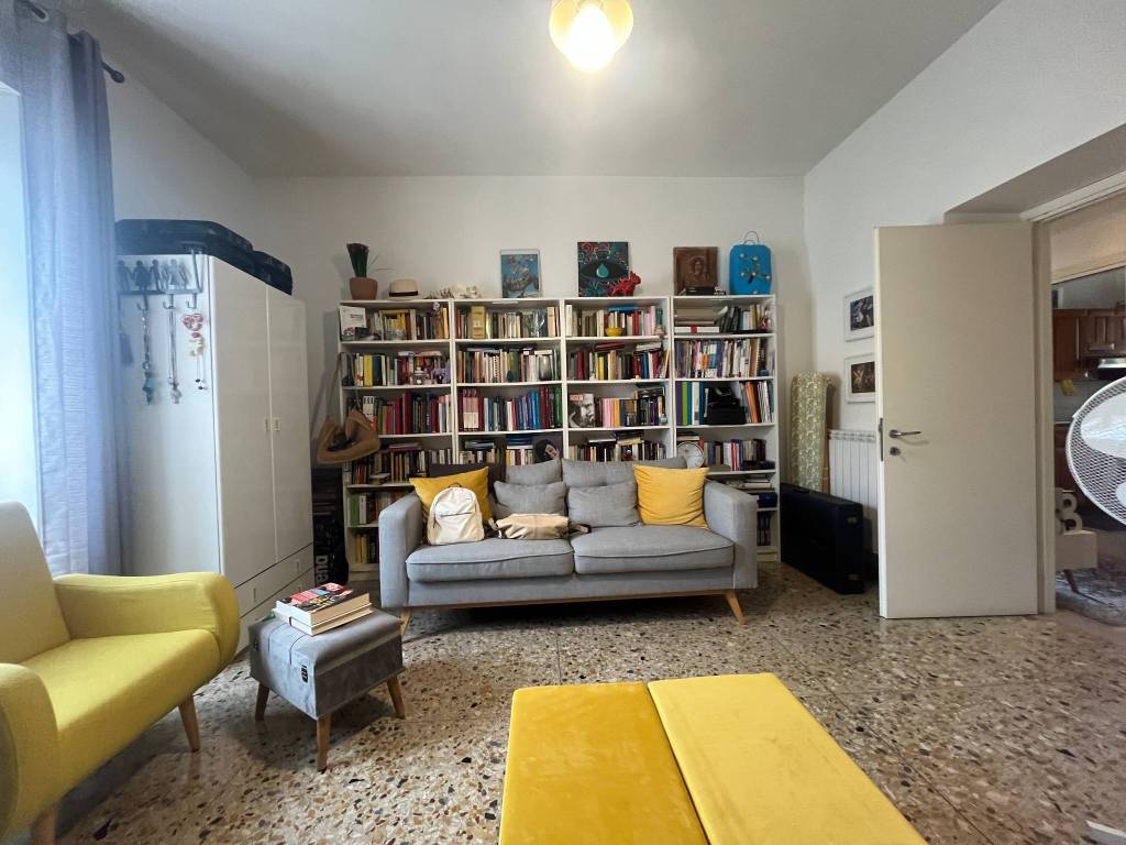 appartamento in vendita a Roma in zona Cinecittà