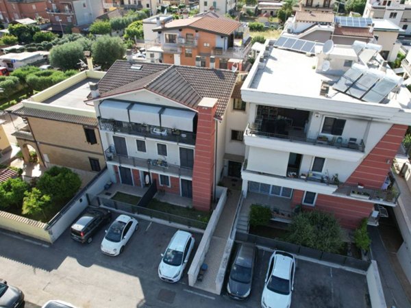 appartamento in vendita a Roma in zona Finocchio