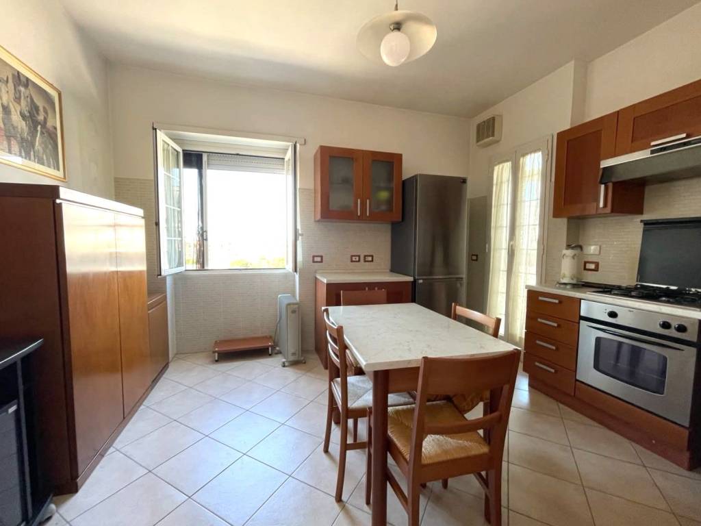 appartamento in vendita a Roma in zona Don Bosco