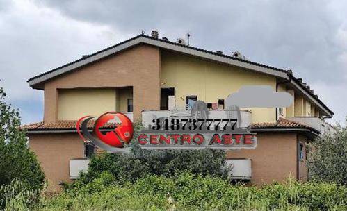 appartamento in vendita a Roma in zona Finocchio