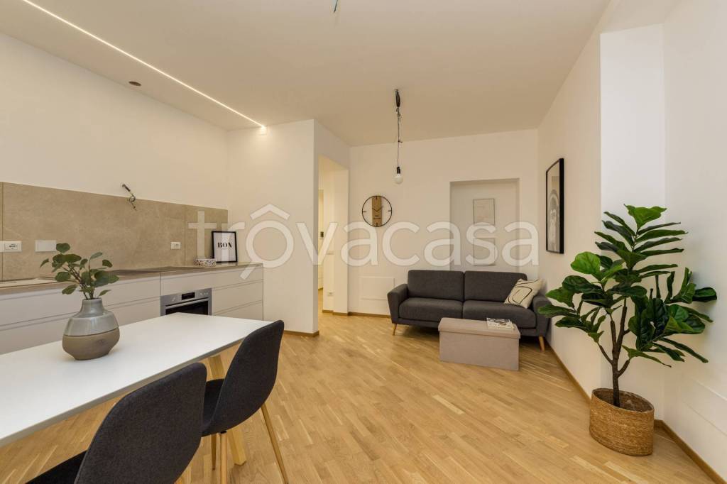 appartamento in vendita a Roma in zona Castro Pretorio