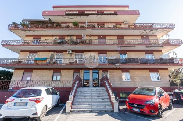 appartamento in vendita a Roma in zona Finocchio