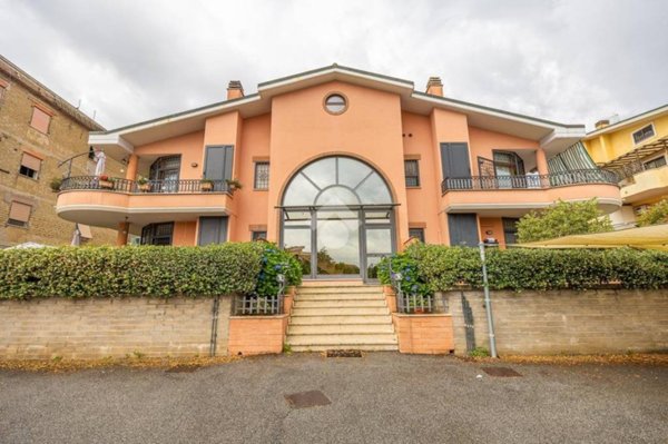 appartamento in vendita a Roma in zona Prenestino-Labicano