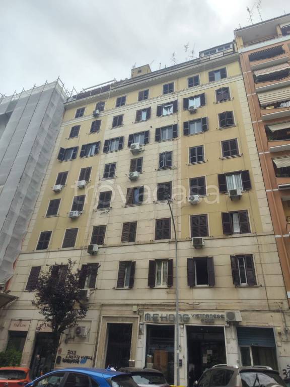 appartamento in vendita a Roma in zona Tuscolano