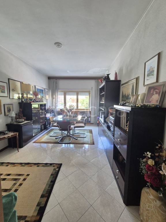 appartamento in vendita a Roma in zona Ostia