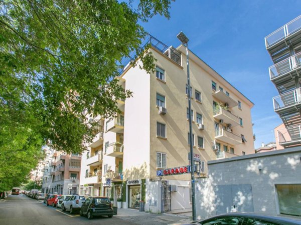 appartamento in vendita a Roma in zona Nomentano