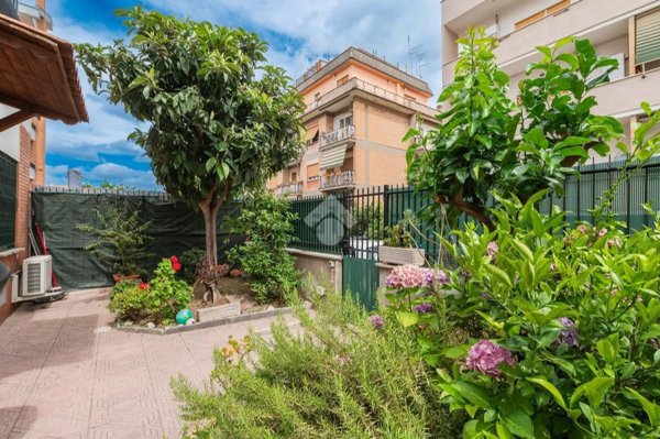 appartamento in vendita a Roma in zona Torrevecchia