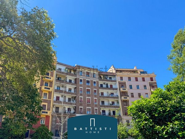appartamento in vendita a Roma in zona Della Vittoria