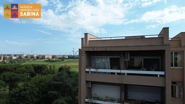 appartamento in vendita a Roma in zona Giuliano Dalmata