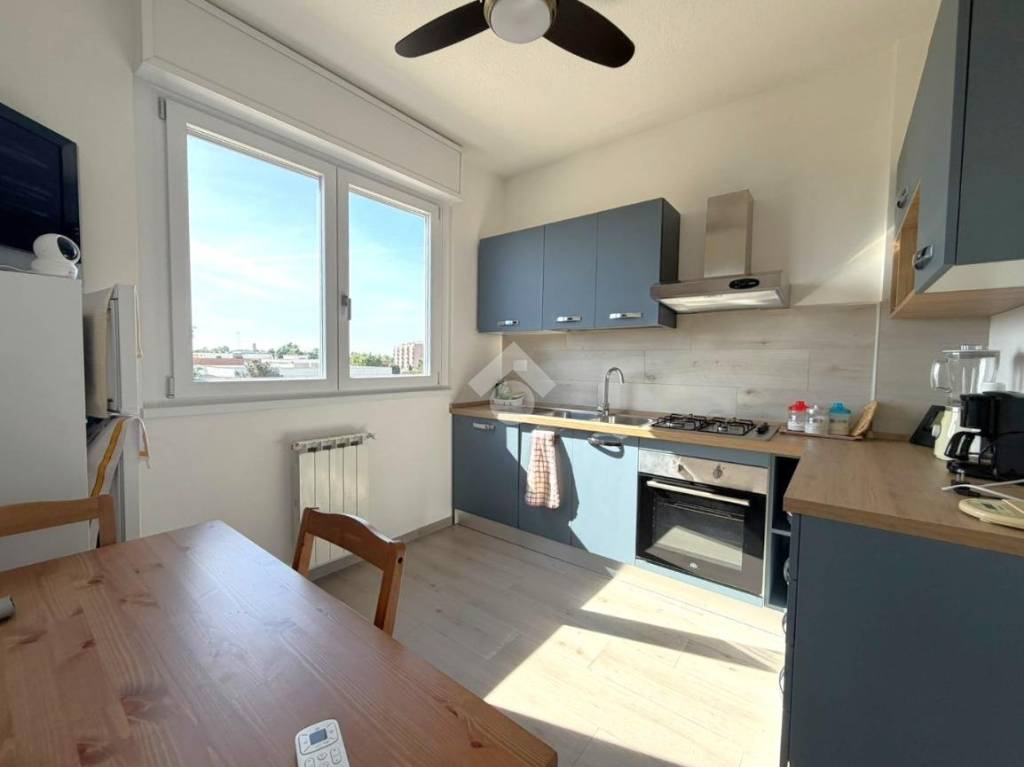 appartamento in vendita a Roma in zona Spinaceto